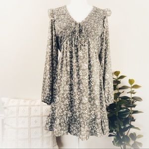 🏡 &merci Sage Floral Long Sleeve Ruffle Dress